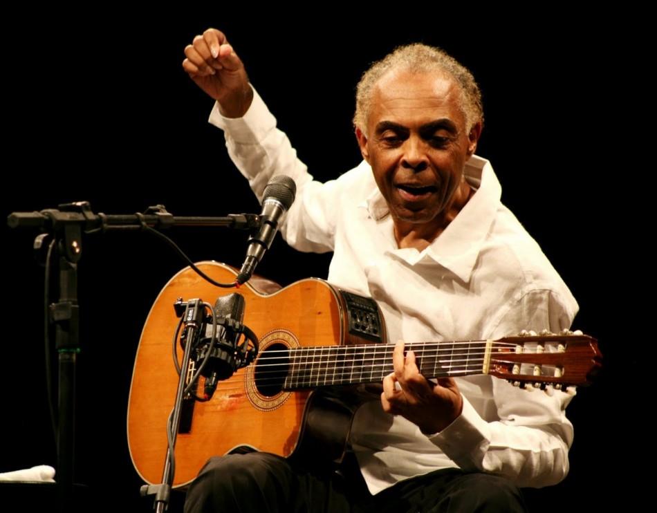  Em destaque, Gilberto Gil, que apresentará à 00h30 grandes sucessos da carreira, na Praça Mauá (Divulgação)