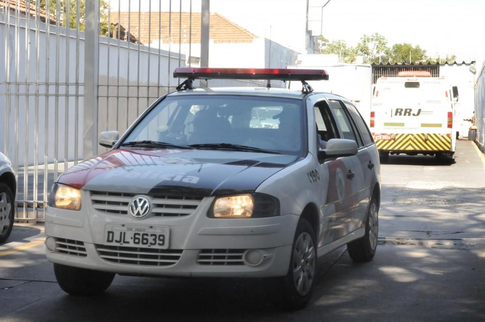 Polícia foi até a empresa assaltada, RRJ, na Vila Industrial, em Campinas (Edu Fortes/AAN )