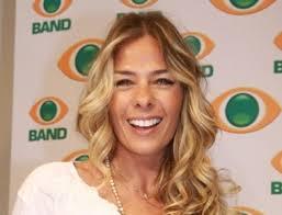 A apresentadora Adriane Galisteu não teria mais o que fazer na rede (Divulgação)