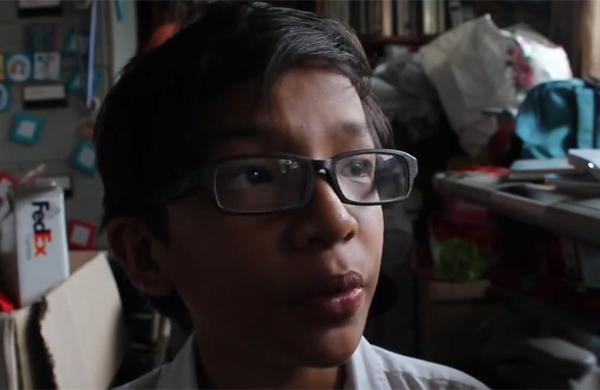 Garoto postou um vídeo de protesto contra críticas que vem recebendo em relação à sua sexualidade (Reprodução)