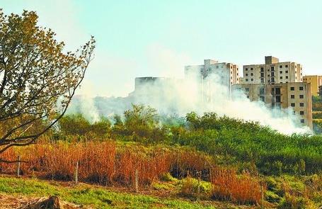 O tempo seco potencializa a ocorrência de incêndios (Cedoc RAC)
