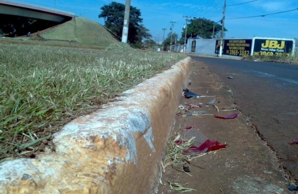 Local onde o motociclista de 28 anos morreu (Luís Fernando Mazolli/Gazeta de Ribeirão)