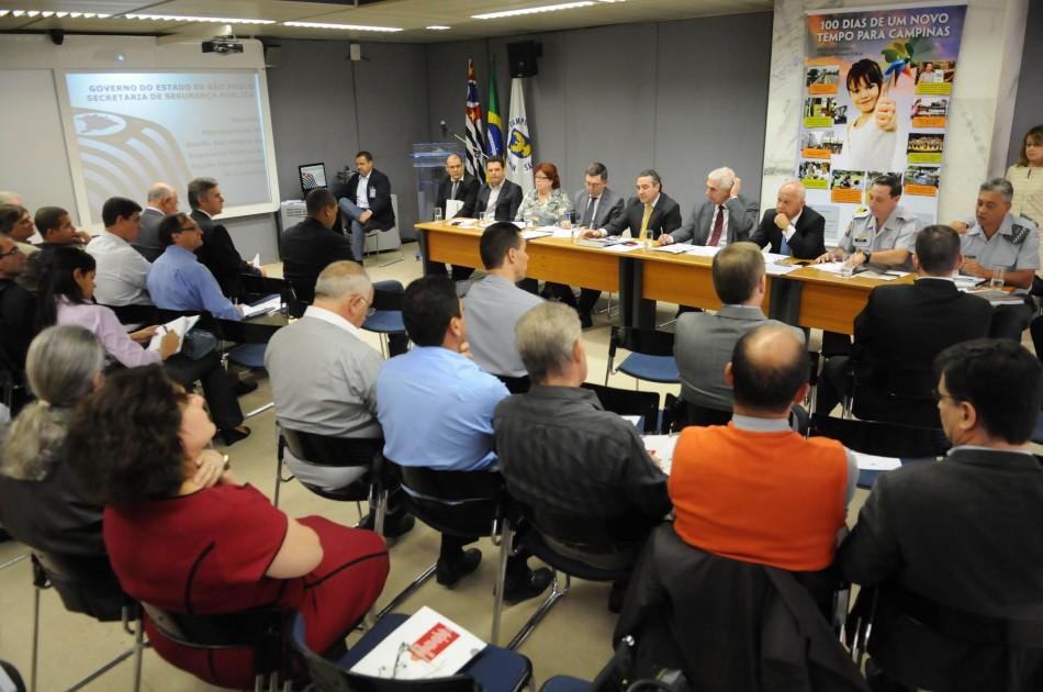 Reunião do gabinete da Segurança pública (Edu Fortes/AAN )