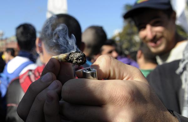 O protesto fez parte da 'Marcha Mundial da Maconha' (France Press)